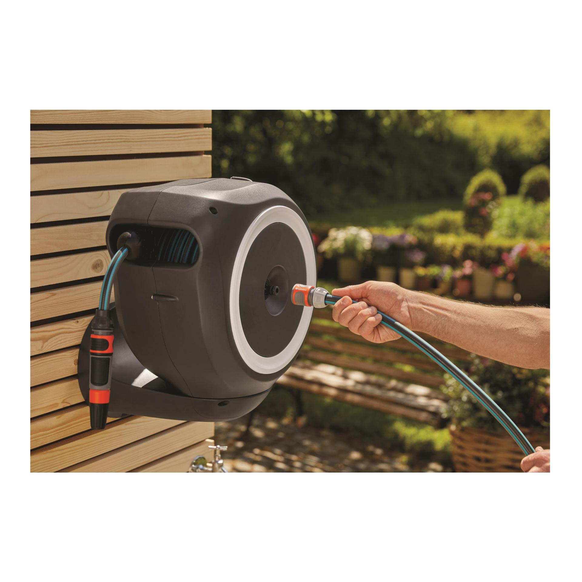 Gardena Wall-mounted hose box RollUp S 15 m