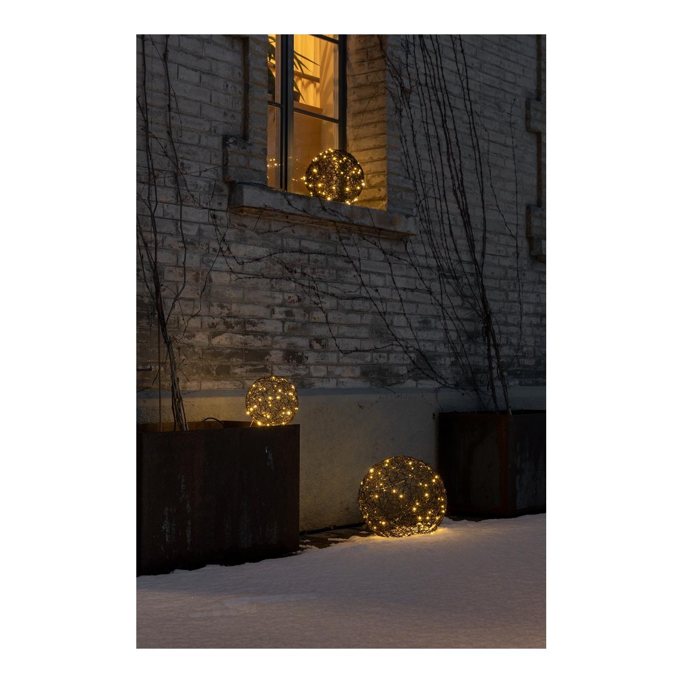 Boule en rotin LED