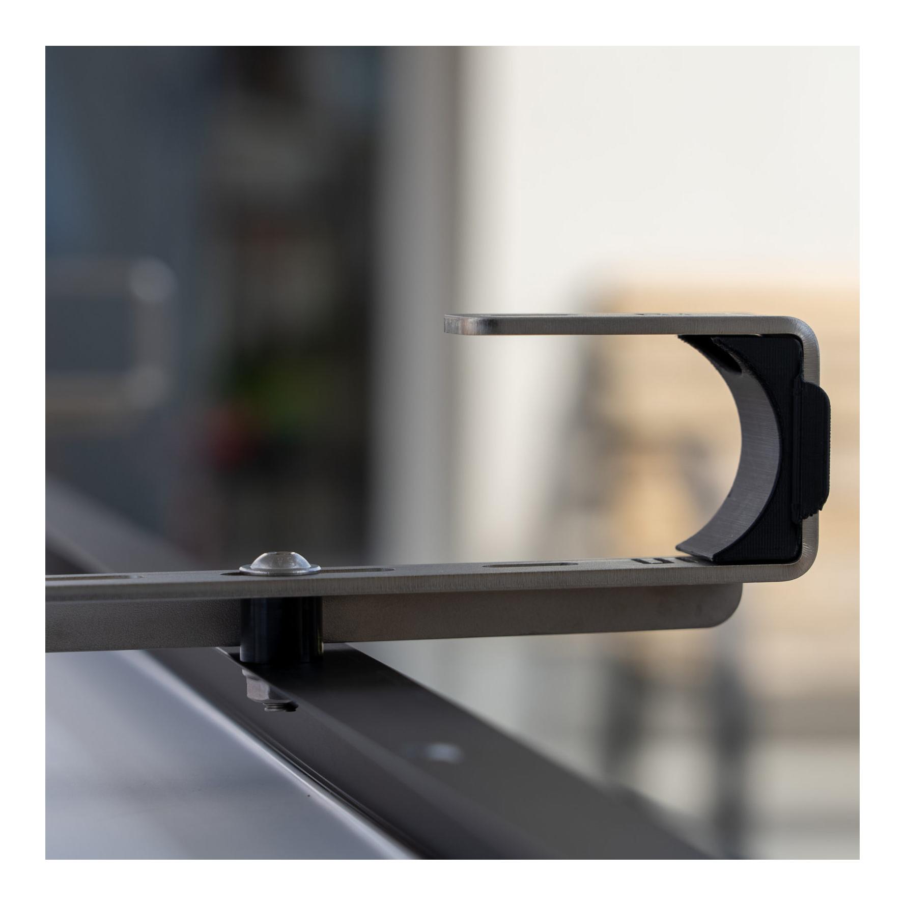 390W LightMate HOOK SWISS 390W LightMate HOOK SWISS